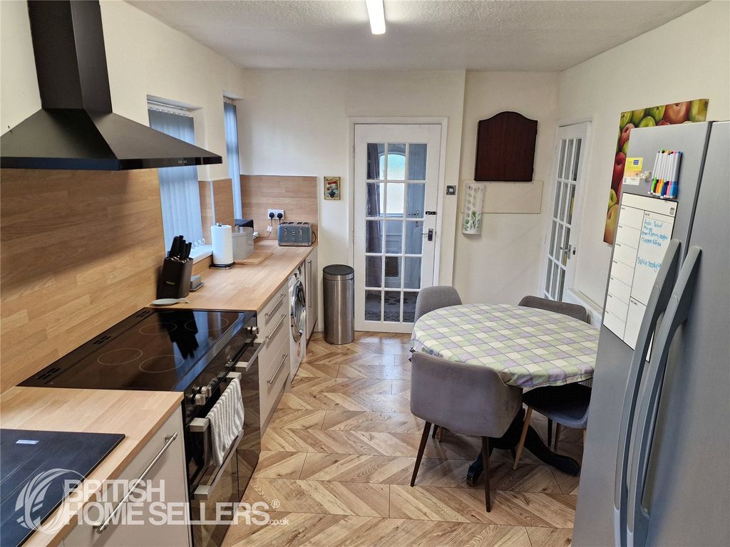 Property photo 3 of 20 Picture No. 03