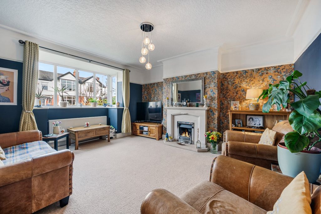 Property photo 2 of 48 3844554