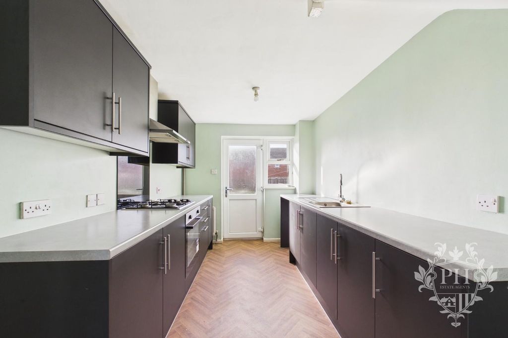 Property photo 3 of 9 Cam02002G0-Pr0282-Still009.Jpg