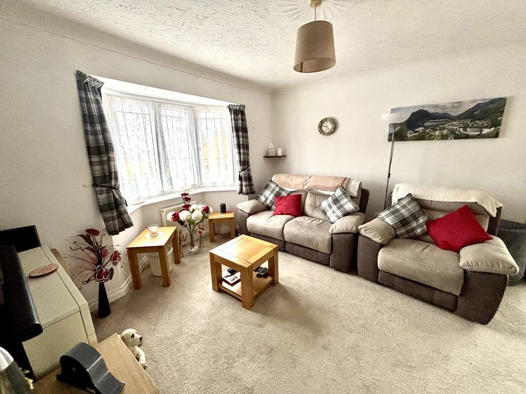 Property photo 2 of 23 Photo 11