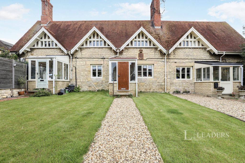 Property photo 1 of 17 Pbox-Img.Jpg