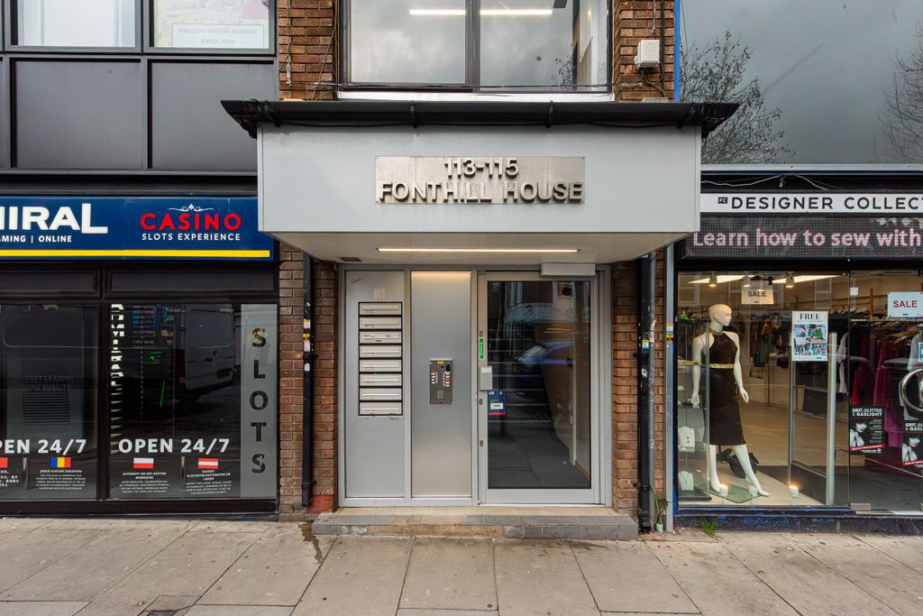 Property photo 1 of 18 Fonthill Road 113-115-002