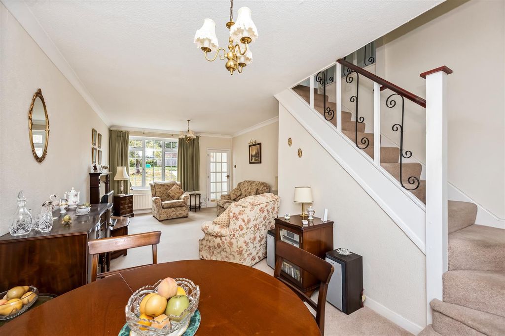 Property photo 3 of 16 The Hollow, 49-017.Jpg