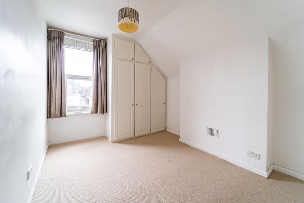 Property photo 2 of 10 Ndb05584