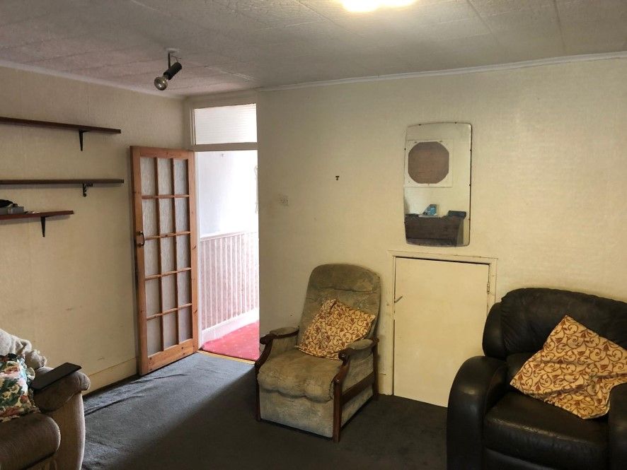 Property photo 3 of 18