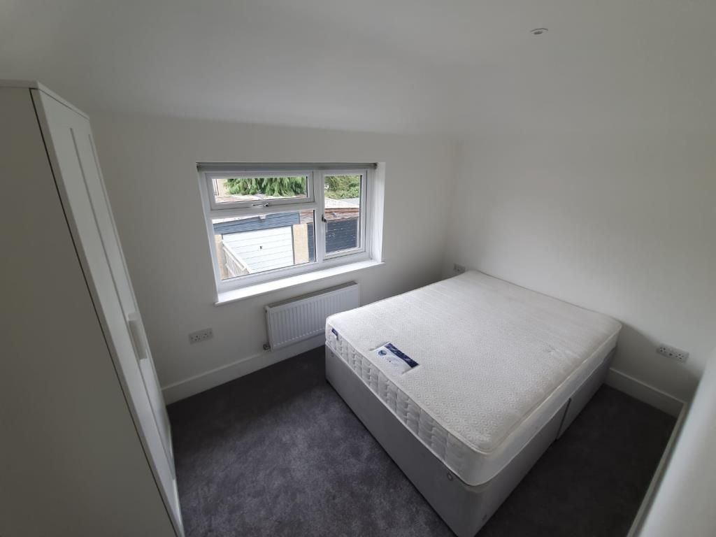 Property photo 2 of 12 Bedroom