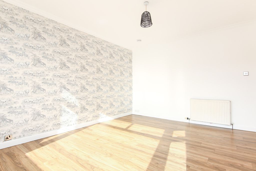 Property photo 3 of 14 Property Image 3