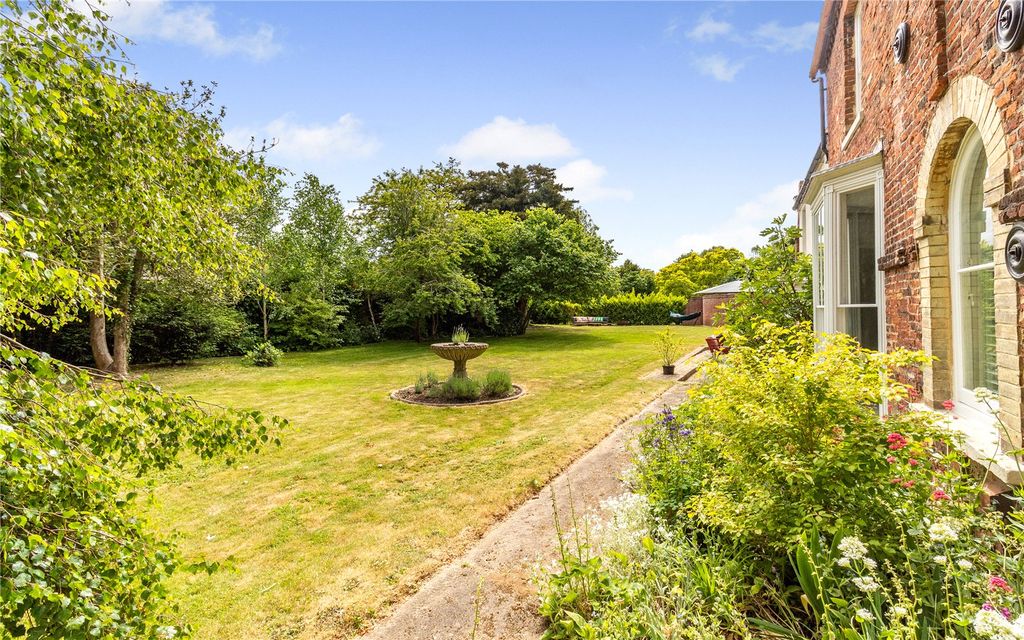 Property photo 2 of 24 Picture No. 07