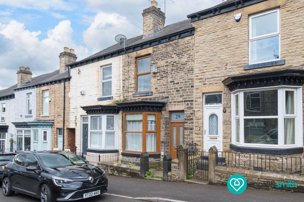 Property photo 1 of 12