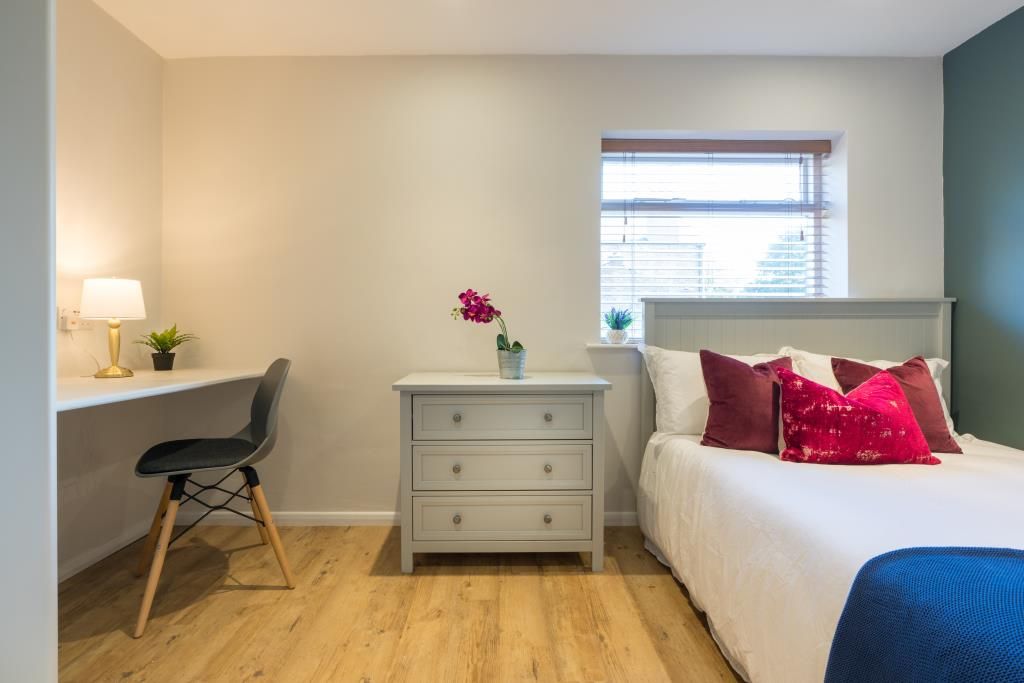 Property photo 2 of 17 Photo 1