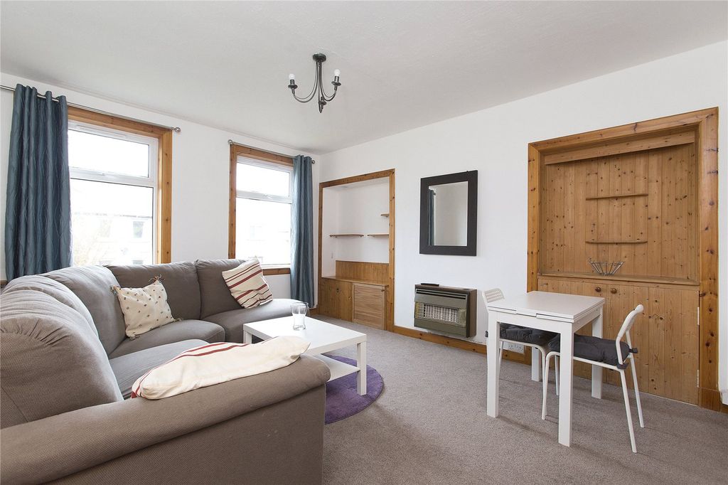 Property photo 3 of 10 Photo 3