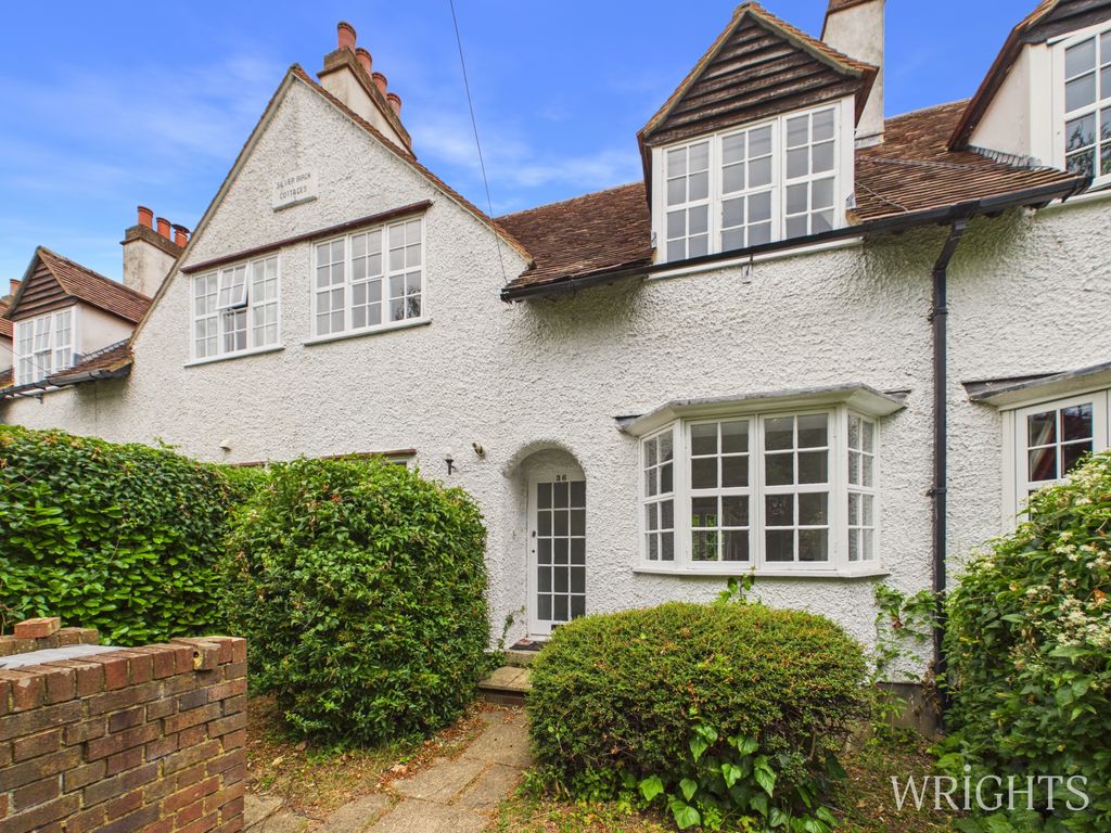 Property photo 1 of 10 Cam05659G0-Pr0183-Still005 (1)