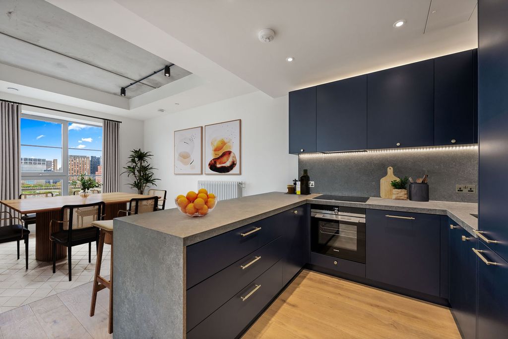 Property photo 3 of 20