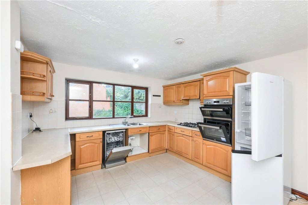 Property photo 3 of 19 Picture No. 29