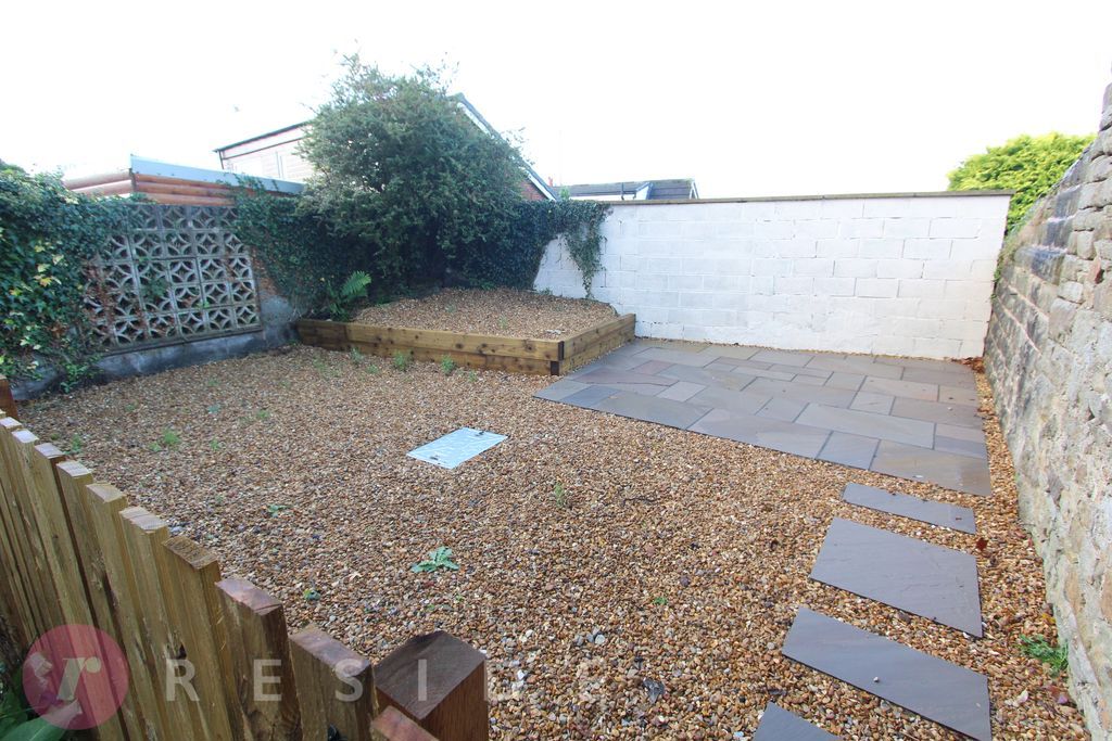 Property photo 3 of 10 Garden