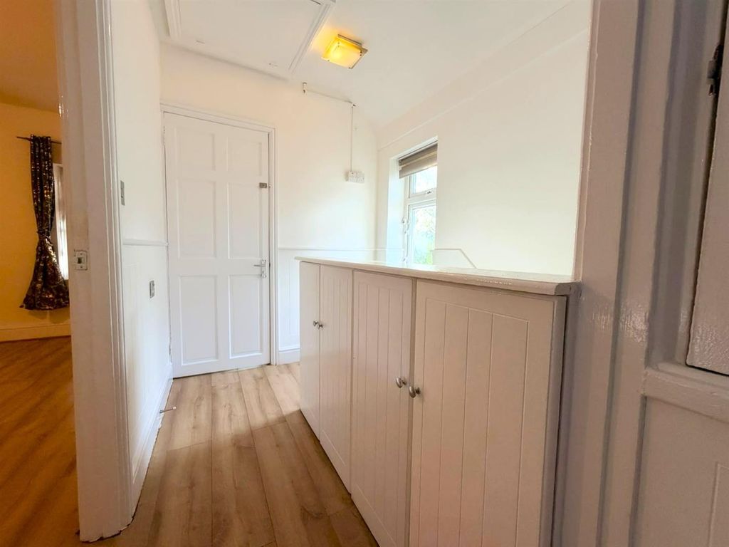Property photo 2 of 10 47F0c417-5864-46Ae-A5c9-1E60872d542c.Jpg