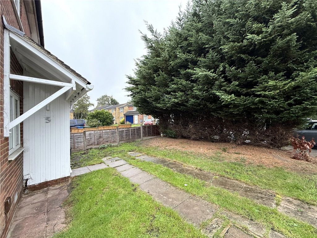 Property photo 2 of 9 Picture No. 08