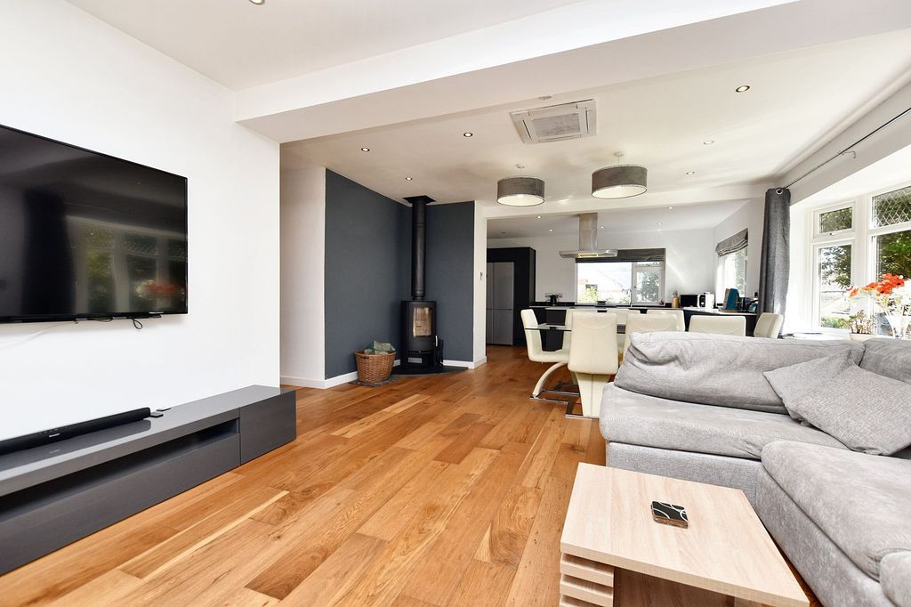 Property photo 2 of 23 Open Plan Lounge/Diner/Kitchen