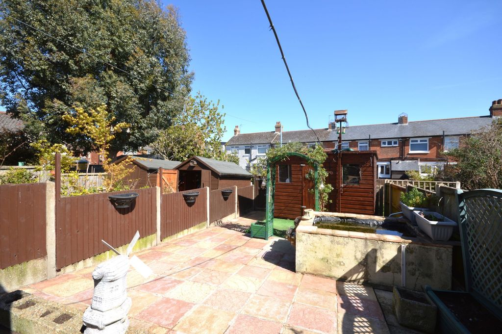 Property photo 3 of 19