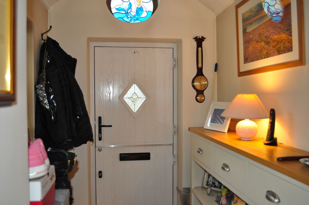 Property photo 3 of 28 Image 4