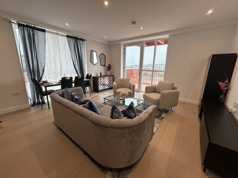 Property photo 2 of 25