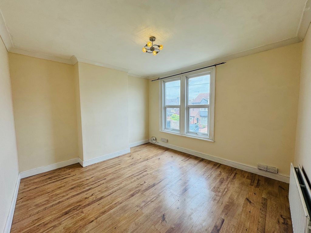 Property photo 2 of 9 View