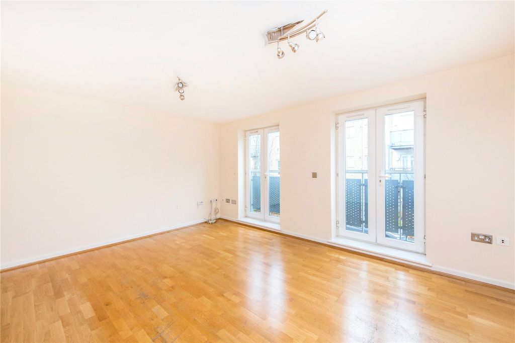 Property photo 2 of 13 Picture No. 04