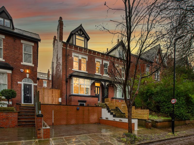 Property photo 1 of 30