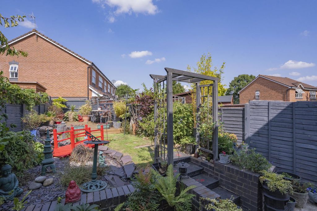 Property photo 3 of 10