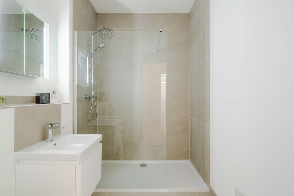 Property photo 3 of 24 Photo 3