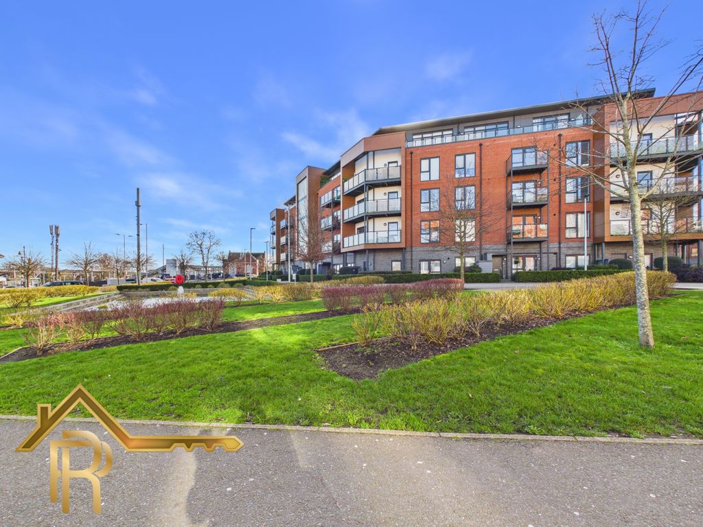 Property photo 1 of 11 Cam03016G0-Pr0050-Still018