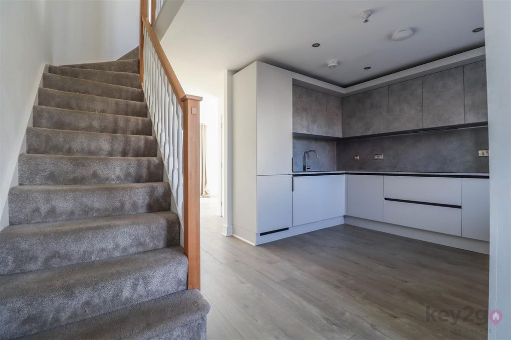 Property photo 2 of 21 Img_7306.Jpg