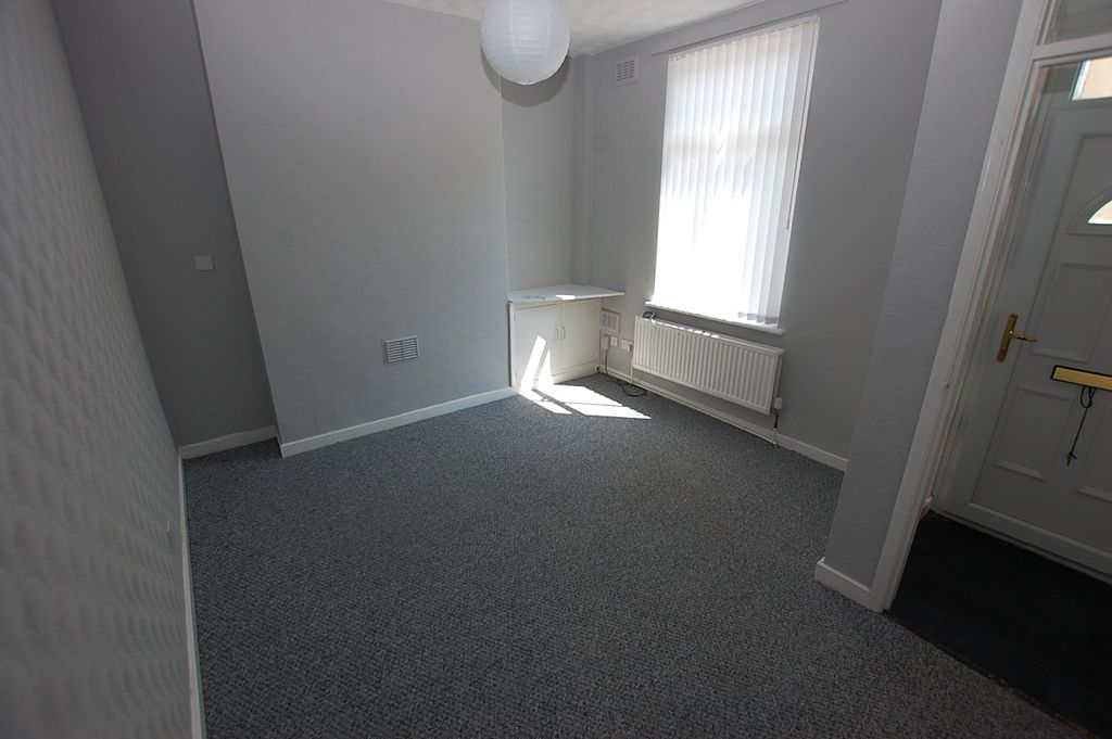 Property photo 2 of 13 Picture No. 04