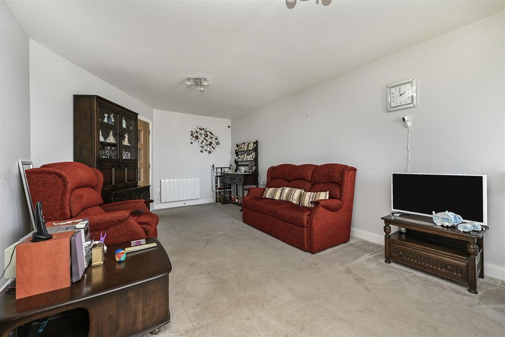 Property photo 3 of 18 53Eg025.Jpg
