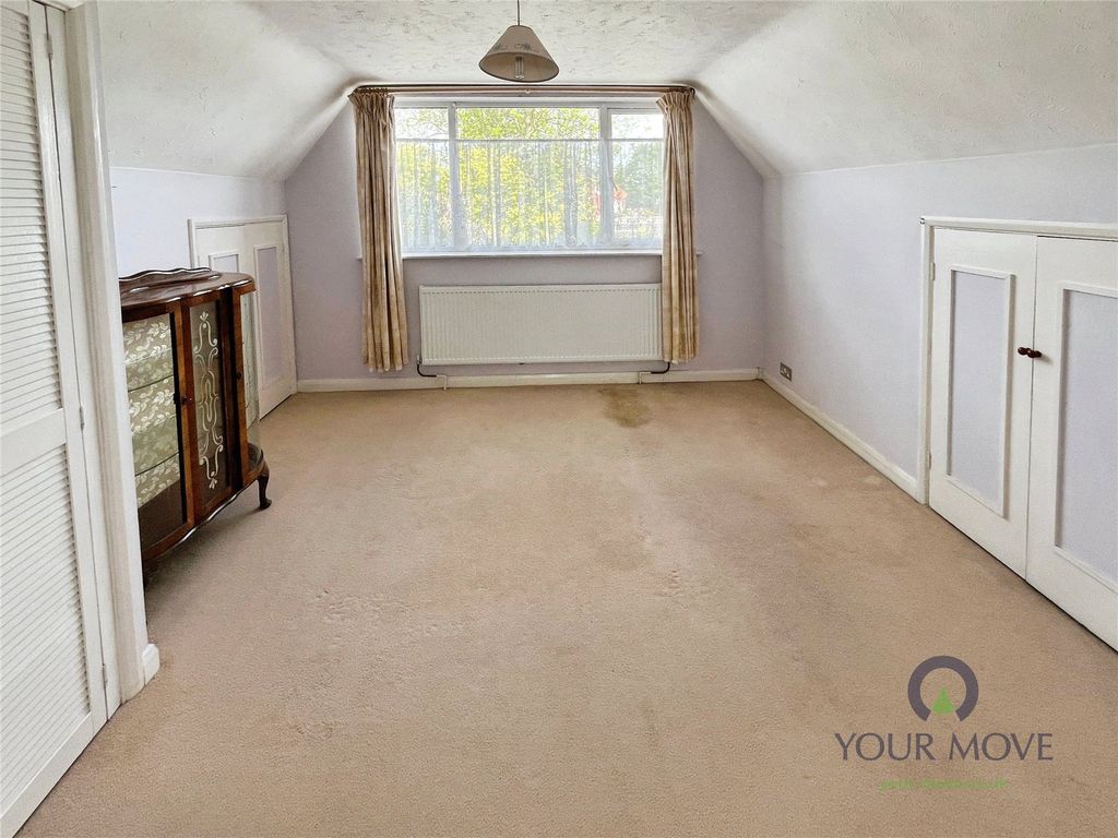 Property photo 3 of 13 Bedroom 2