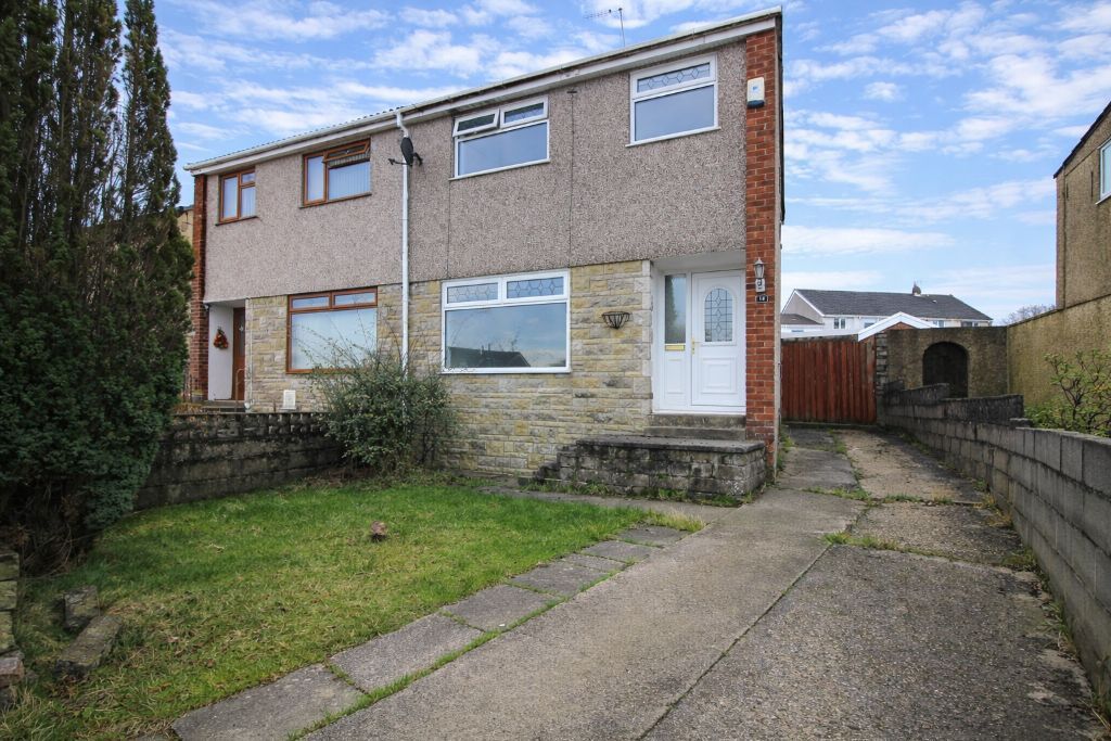 Property photo 1 of 16 Photo 15