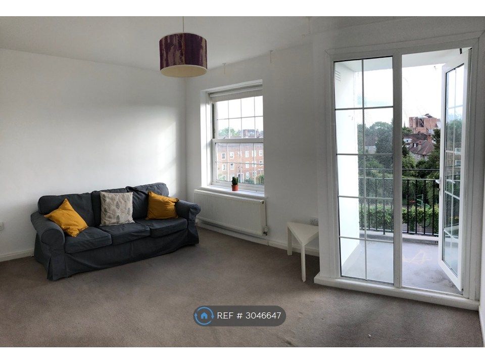 Property photo 1 of 15 Living Room