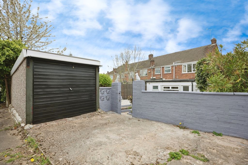 Property photo 2 of 16 Photo