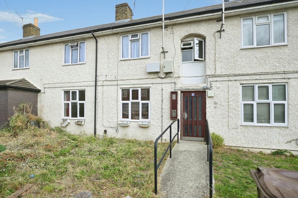 Property photo 1 of 13 Front View