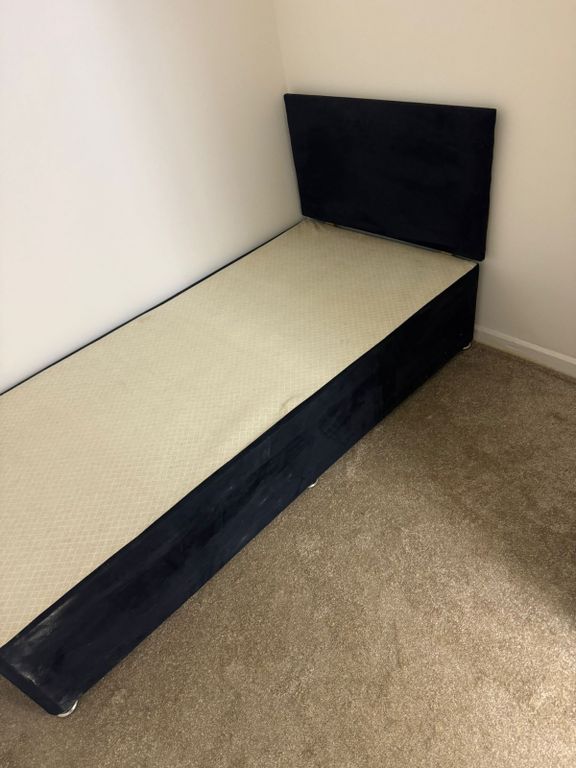 Property photo 1 of 3