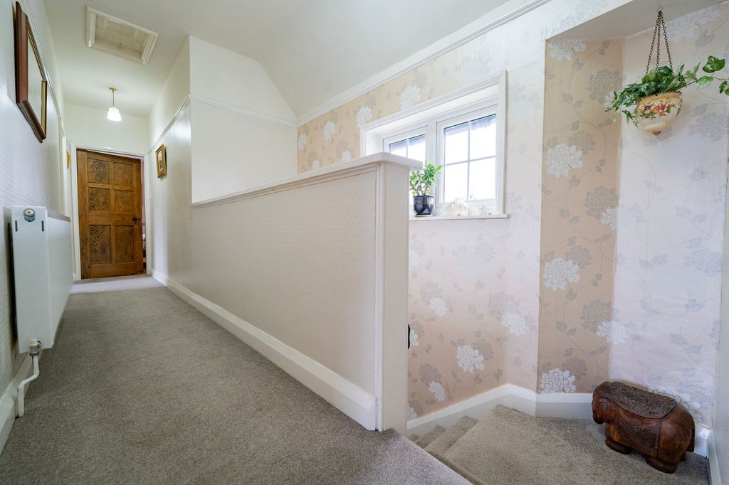 Additional image 17 of 4 bed detached house for saleField House, 184 Derby Road, Ilkeston DE7