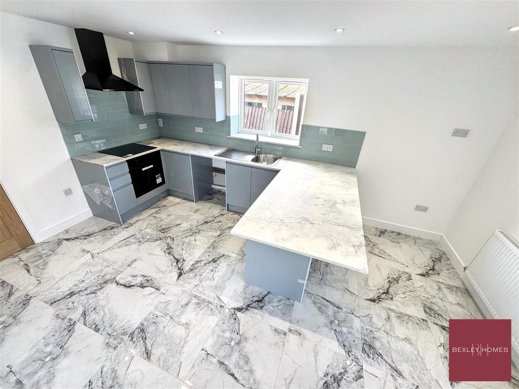 Property photo 1 of 13 Img_2268.Jpg