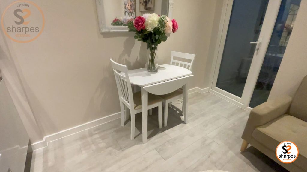 Property photo 3 of 7 276 Haydons Road_20251014175347_Dining