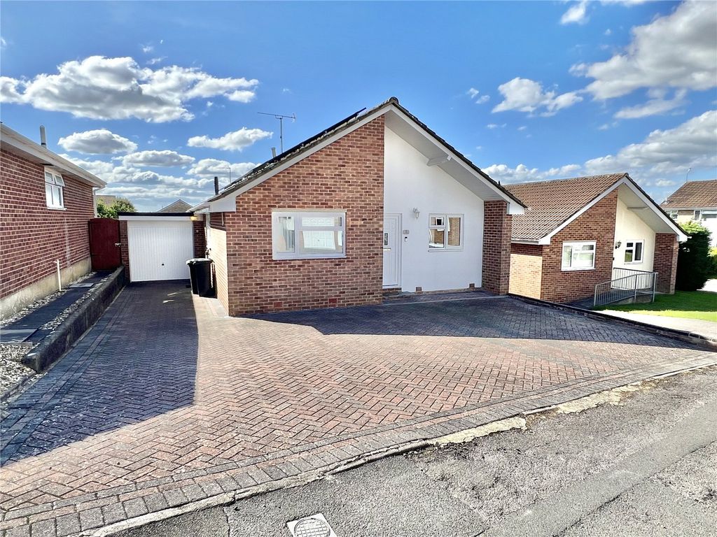 Property photo 1 of 16 Picture No. 18