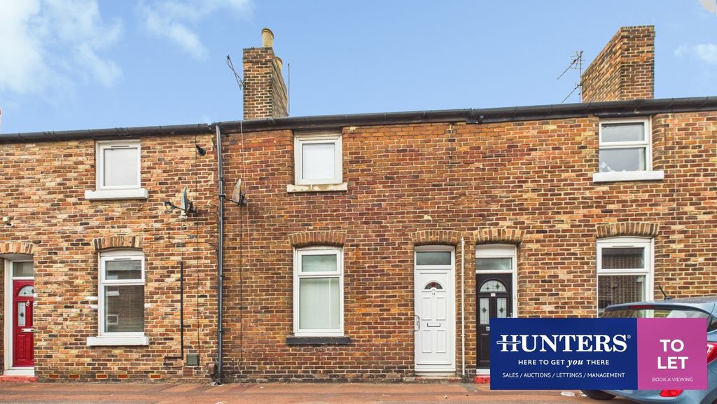 Property photo 1 of 17 External