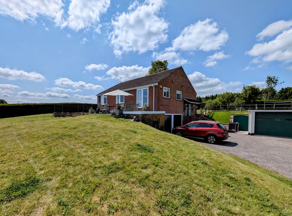 Property photo 2 of 24
