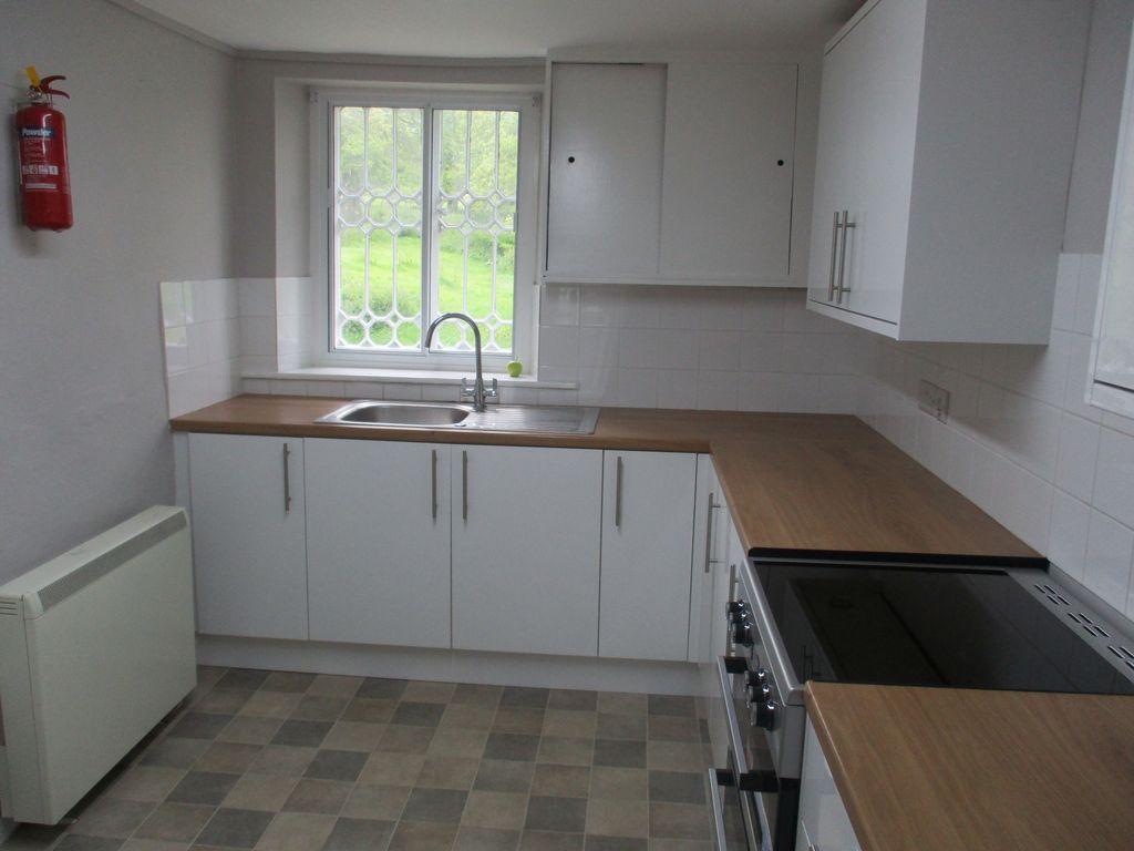 Property photo 2 of 16 Photo 7