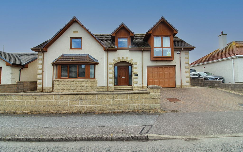 Property photo 1 of 34