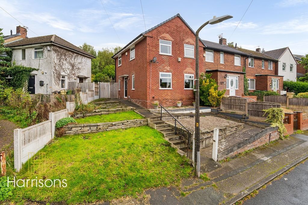 Property photo 1 of 22 5601810