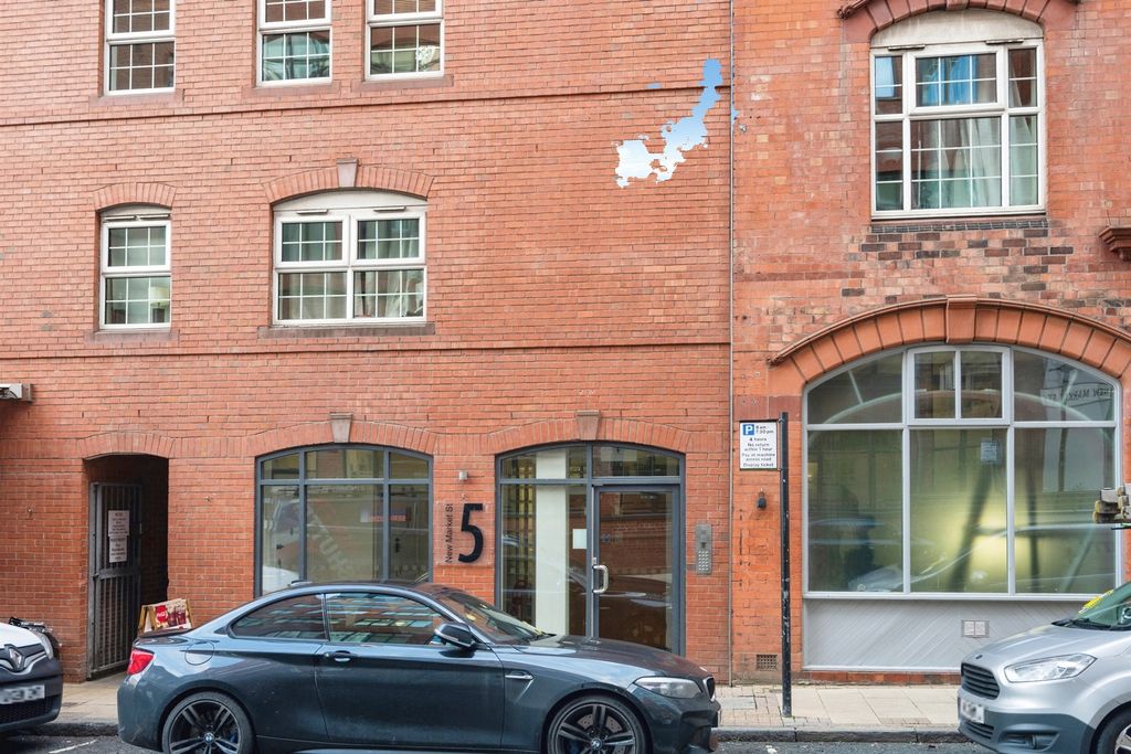 Property photo 3 of 14